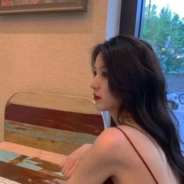 换脸后被死对头宠上天